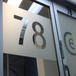 Kiwitape Kumlama Folyosu (Cam Filmi)